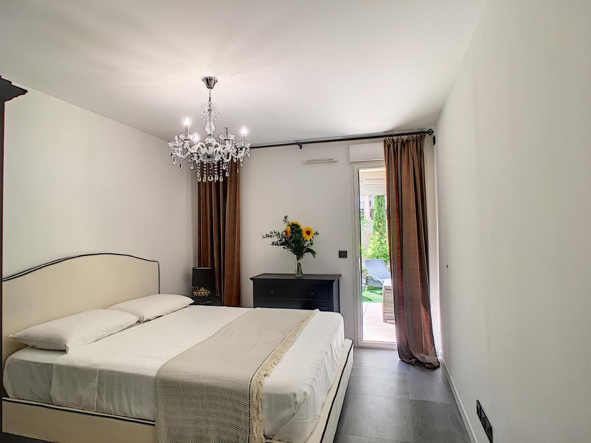 Palm Beach Apartment With A Pool In The Residence Канны Экстерьер фото
